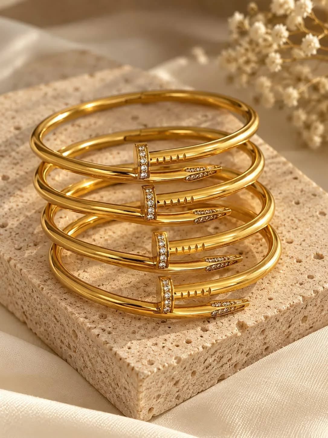 Nail luxe bracelet