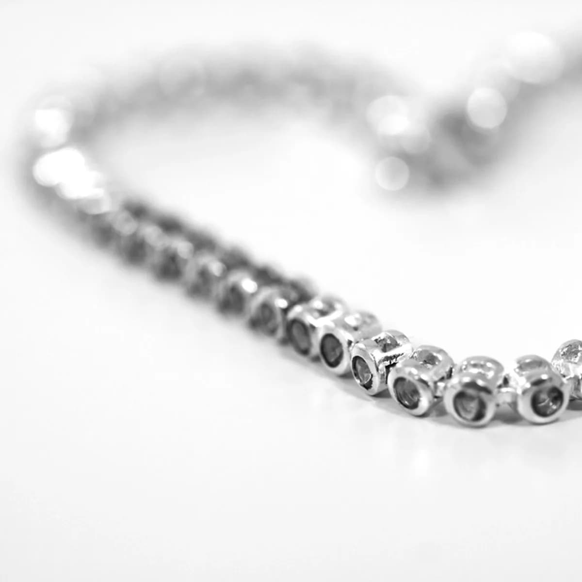 Heart Chain Bracelet — chain-bracelets detail