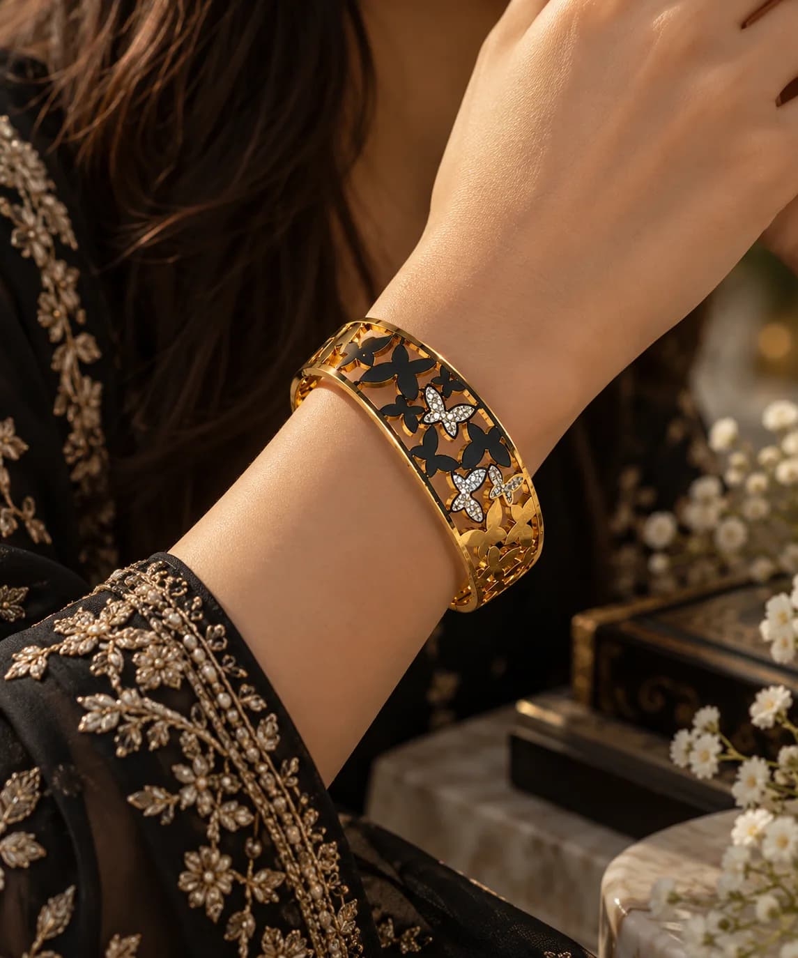 Luxe Gold Lattice Bracelet